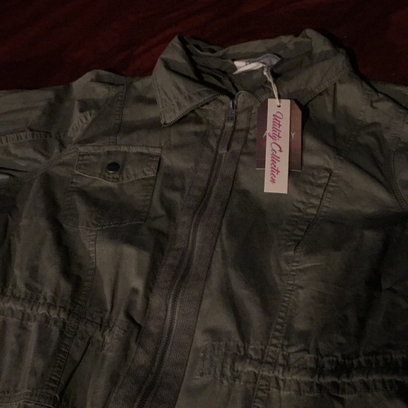 Green jacket - Picture 4 of 7